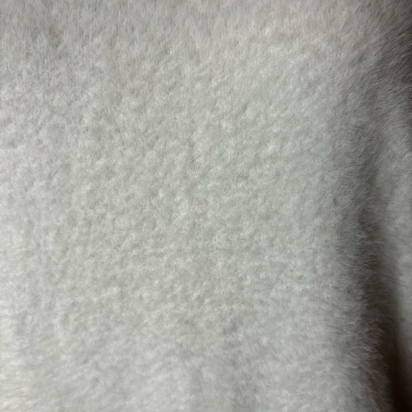 Gymshark X Whitney Simmons Oversized Eyelash Knit Sweater White Women’s Medium - Picture 6 of 11